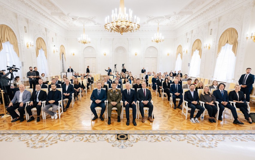 Įsipareigojimų visuotinei gynybai chartijos signatarai(Eitvydas Kinaitis).JPG